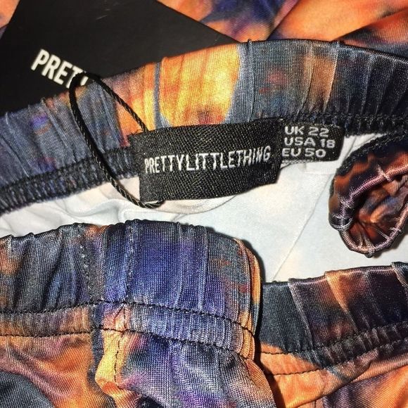 PLT Navy Tie Dye Ruched Side Toggle Mini Skirt - Picture 8 of 9